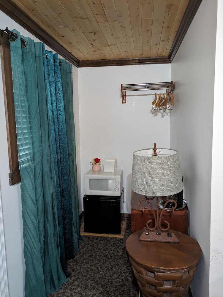 Squaw Valley Motel gallery photo in Squaw Valley, CA — image 5