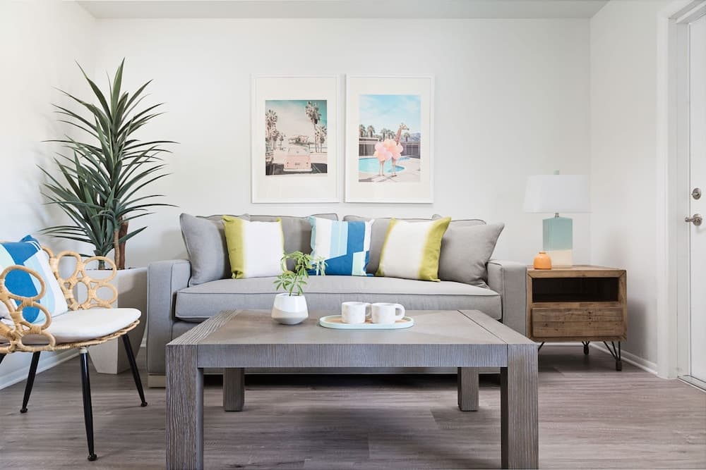 New! Modern King Suite Steps to the Beach! property views in Clearwater Beach — gallery photo 3