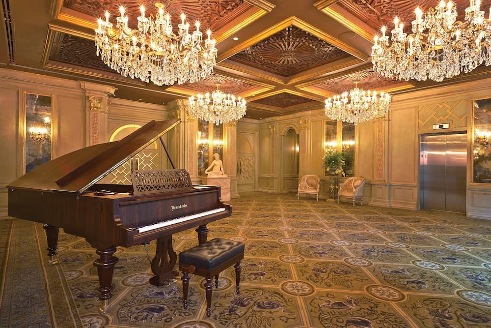 Grand Bohemian Lodge Asheville, Autograph Collection® interior in Asheville, NC — gallery photo 2