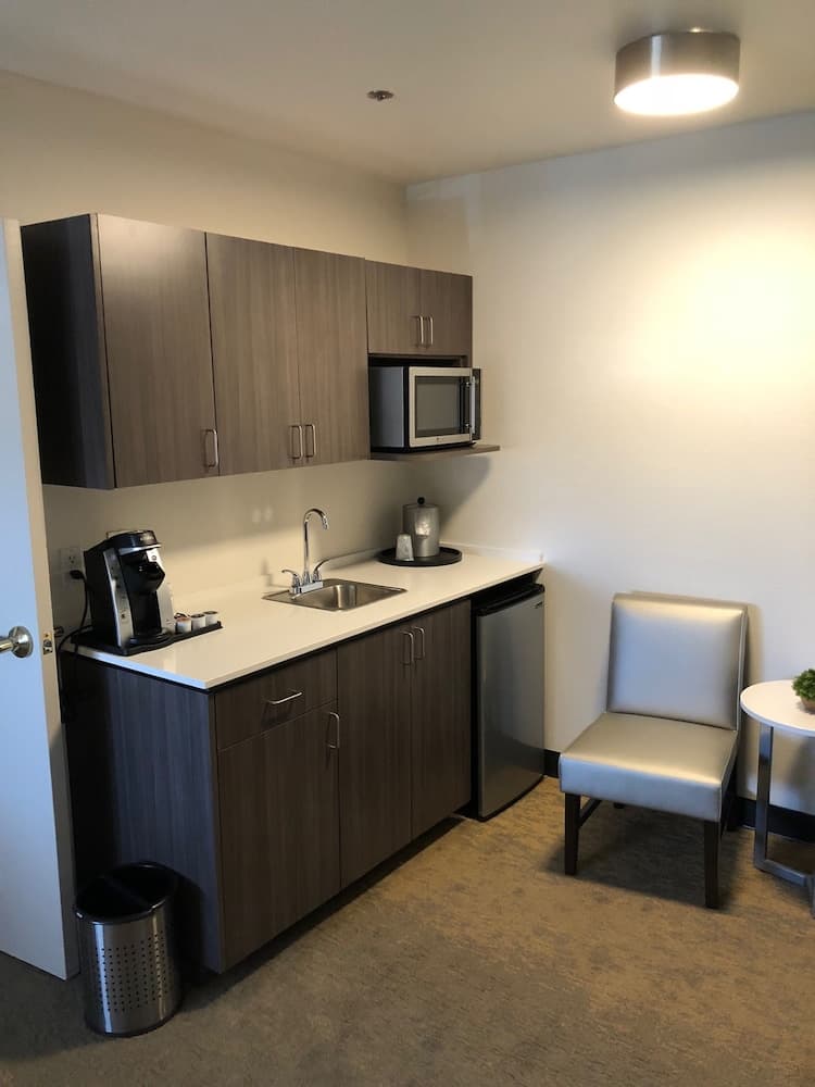 Holiday Inn Selma - Swancourt by IHG interior in Selma, CA — gallery photo 2