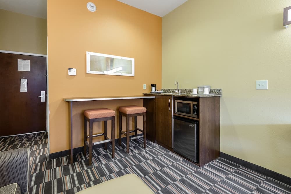 Microtel Inn & Suites by Wyndham Greenville/University Medic gallery photo in Greenville, NC — image 26