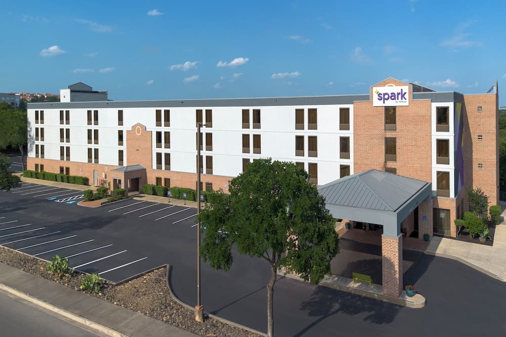 Spark By Hilton San Antonio Northwest near Six Flags featured exterior or lobby in San Antonio, TX — similar hotel