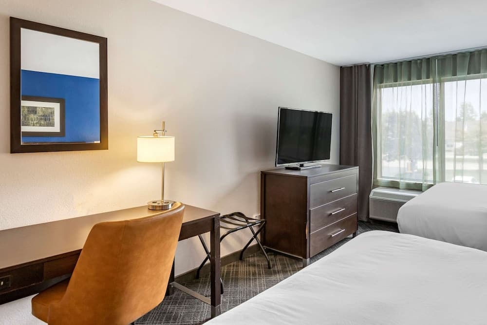 Comfort Inn & Suites Grand Blanc/Flint gallery photo in Grand Blanc, MI — image 30