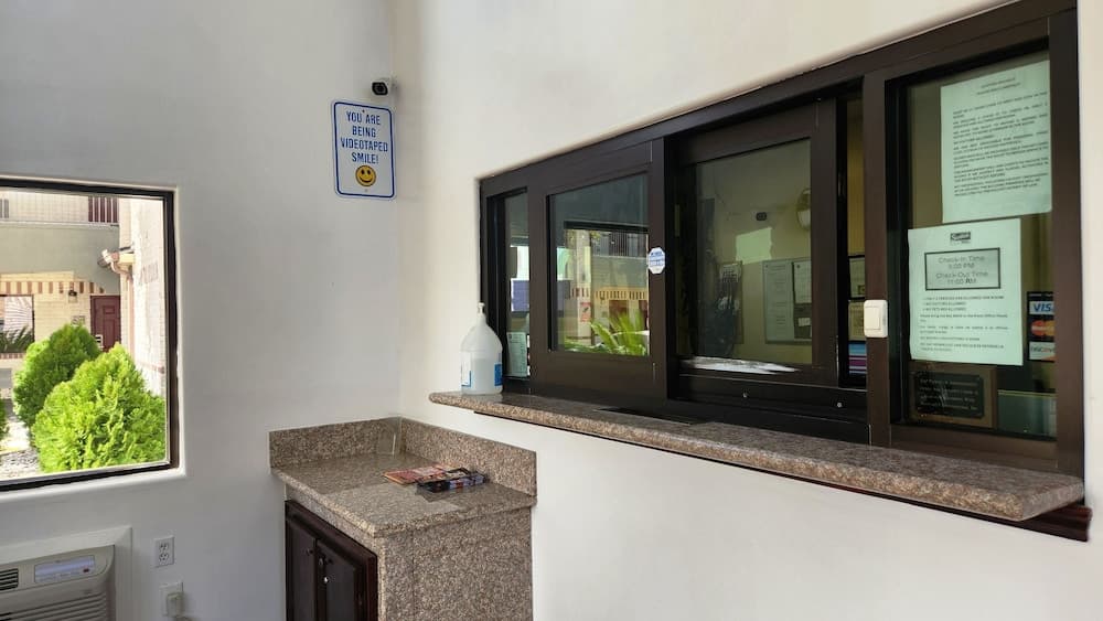 Scottish Inns & Suites Sam Houston Pkwy interior in Houston, TX — gallery photo 2