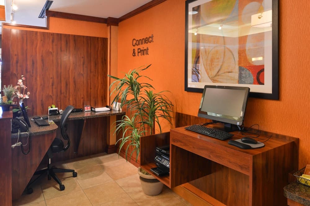 Fairfield Inn and Suites by Marriott Sacramento Elk Grove gallery photo in Elk Grove, CA — image 11