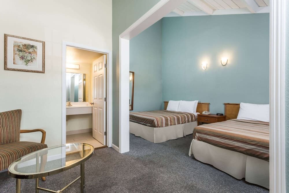 Travelodge by Wyndham Fairfield/Napa Valley gallery photo in Fairfield, CA — image 17