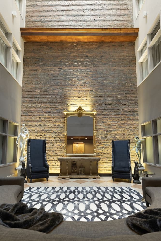 Des Lux Hotel gallery photo in Des Moines, IA — image 79