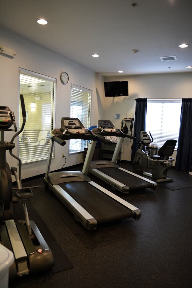 Holiday Inn Express & Suites Youngstown West - Austintown by IHG gallery photo in Austintown, OH — image 5