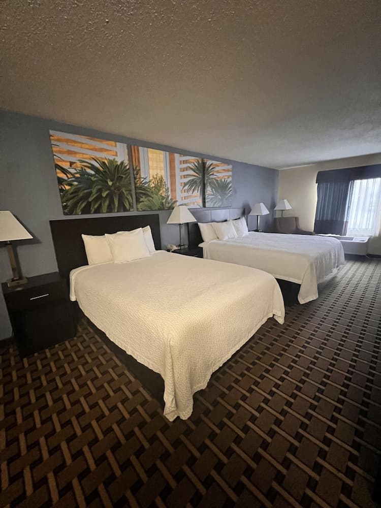 Days Inn by Wyndham Greenville South/Mauldin gallery photo in Mauldin, SC — image 49