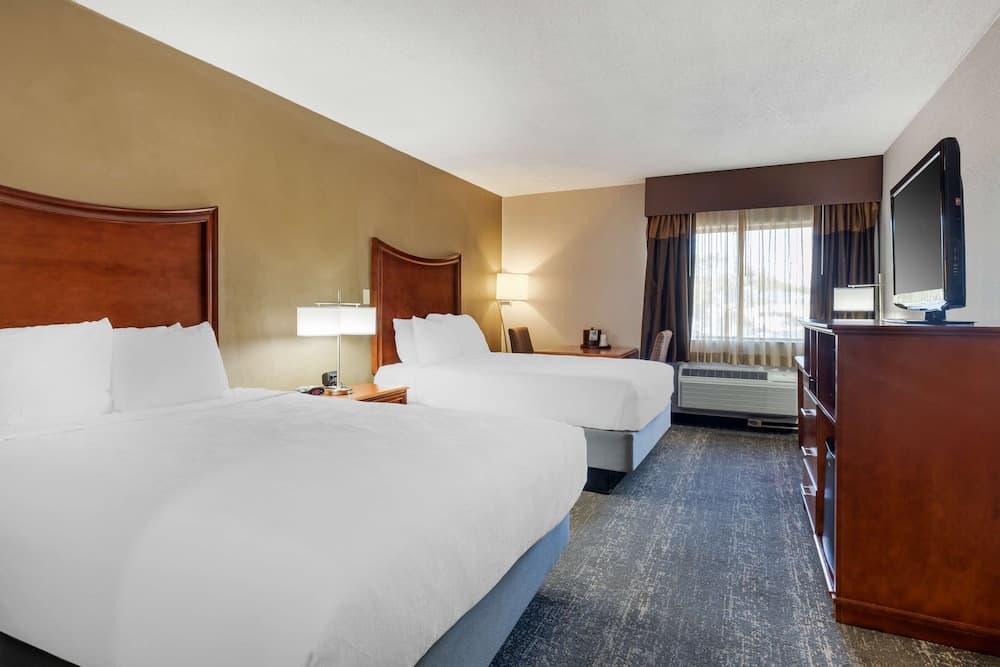 Clarion Inn North Haven - New Haven North gallery photo in North Haven — image 5