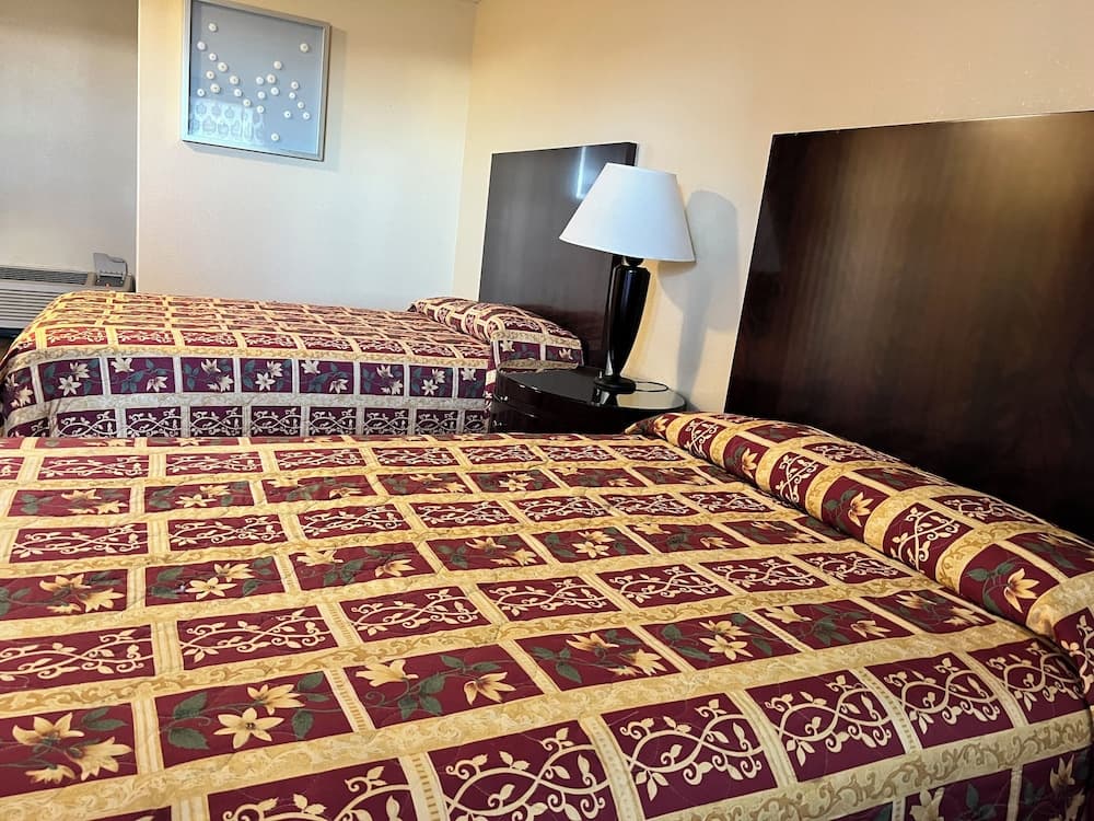 Curry’s Motel by OYO Saginaw MI gallery photo in Saginaw, MI — image 4