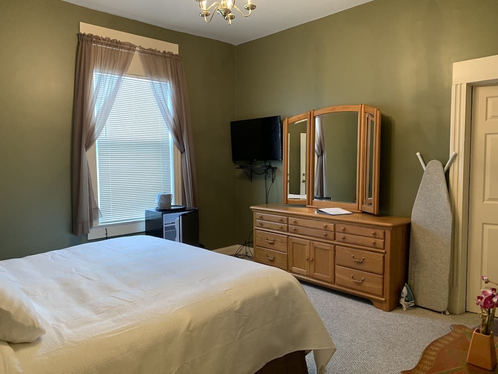 The Hotel Belvidere gallery photo in Hawley, PA — image 33