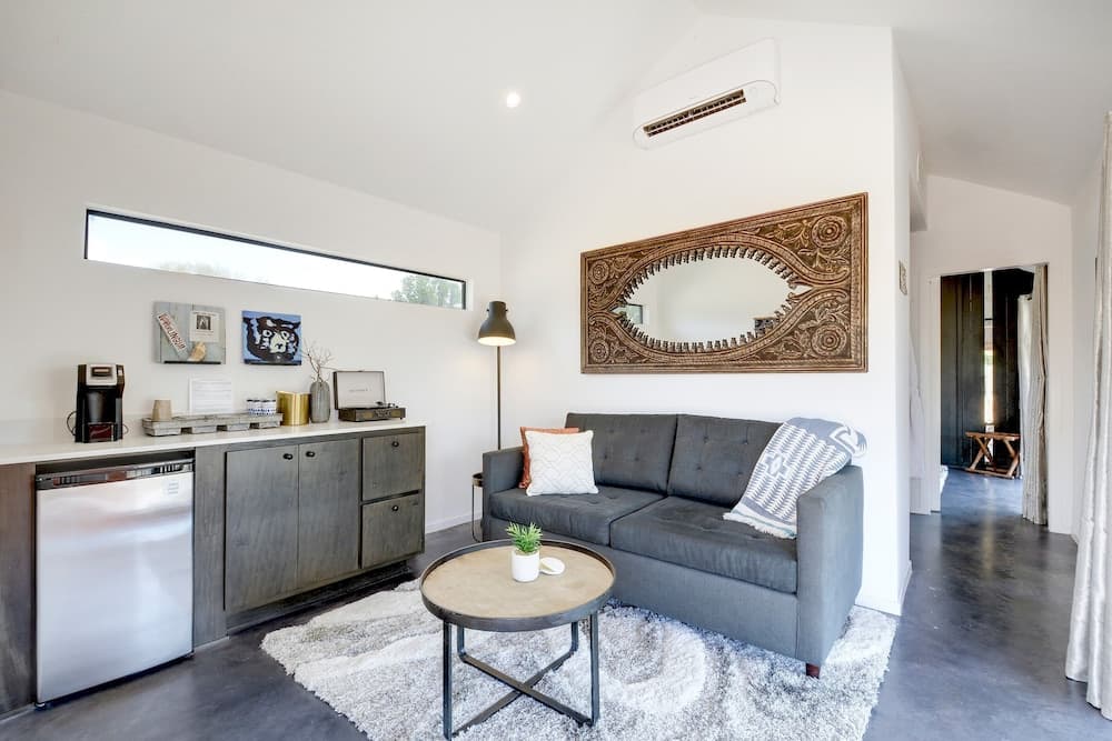 Lucky Arrow Retreat - Dripping Springs gallery photo in Dripping Springs, TX — image 40