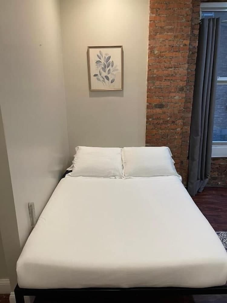 Nest Aparthotel Manhattan featured exterior or lobby in New York, NY — similar hotel