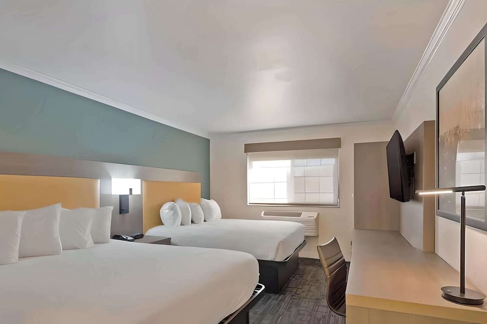 Comfort Inn Hayward - Oakland South gallery photo in Hayward, CA — image 34