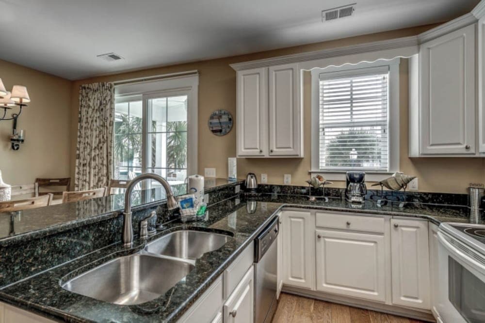North Beach Resort & Villas gallery photo in North Myrtle Beach, SC — image 392