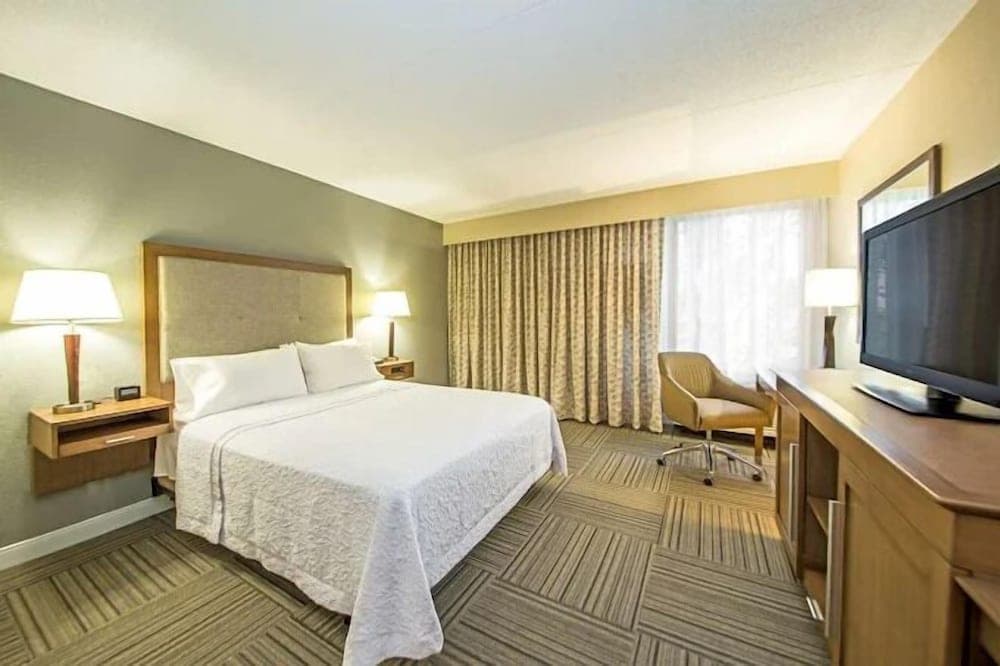 Inn at Philadelphia Airport featured exterior or lobby in Philadelphia, PA — similar hotel