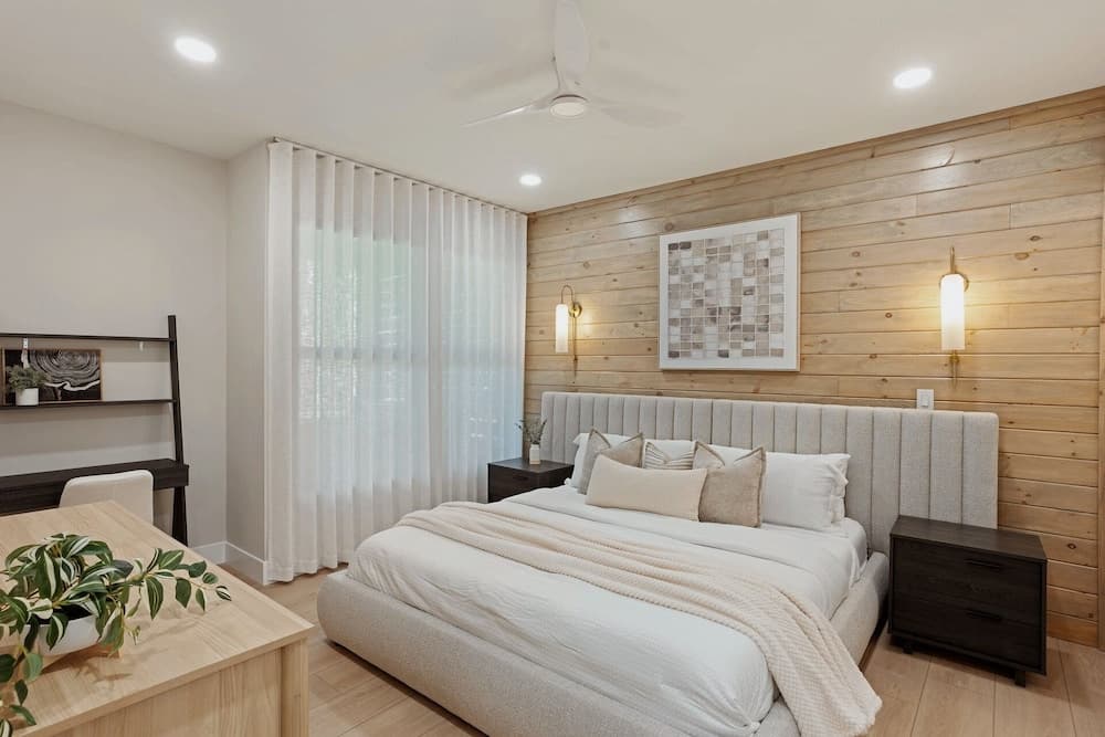 Zoka - Modern Mountain Retreat interior in Westminster, SC — gallery photo 2