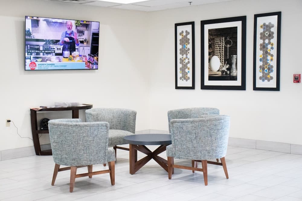 Holiday Inn Express Hotel & Suites Corpus Christi-Portland by IHG interior in Portland, TX — gallery photo 2