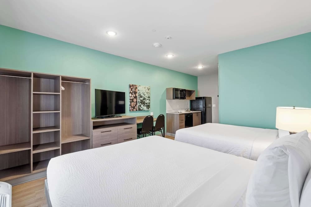 ECHO Suites Extended Stay by Wyndham Dallas Plano/Richardson gallery photo in Plano, TX — image 11
