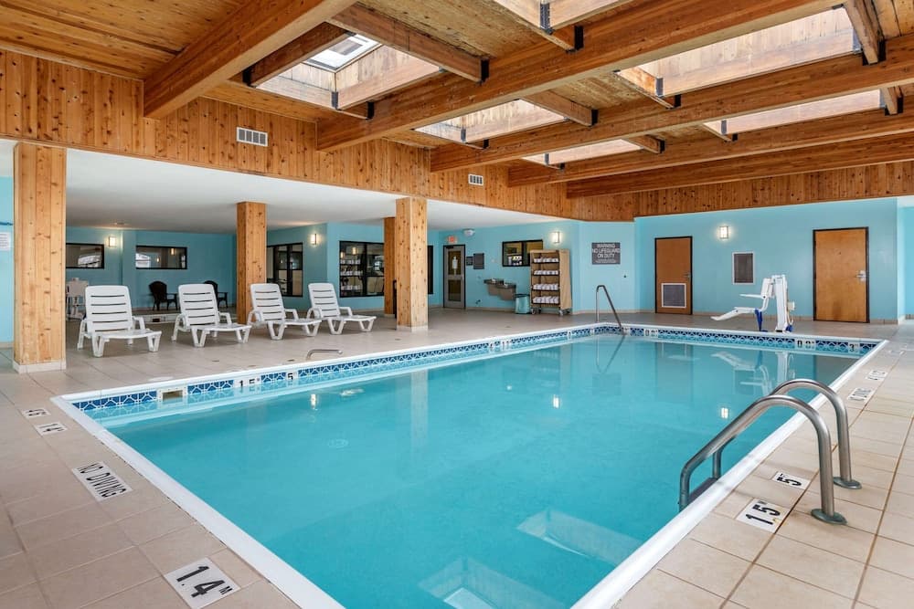Comfort Inn & Suites Grand Blanc/Flint gallery photo in Grand Blanc, MI — image 15