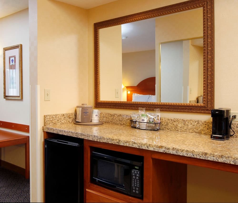 Hampton Inn Waterloo Cedar Valley gallery photo in Waterloo, IA — image 54