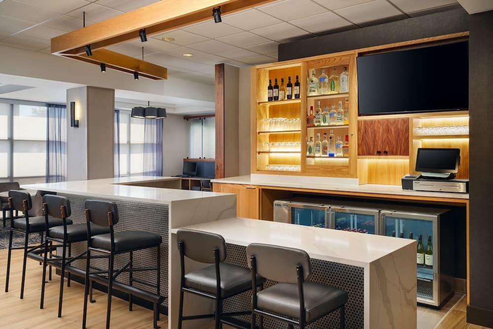 Hyatt Place Greensboro interior in Greensboro, NC — gallery photo 2