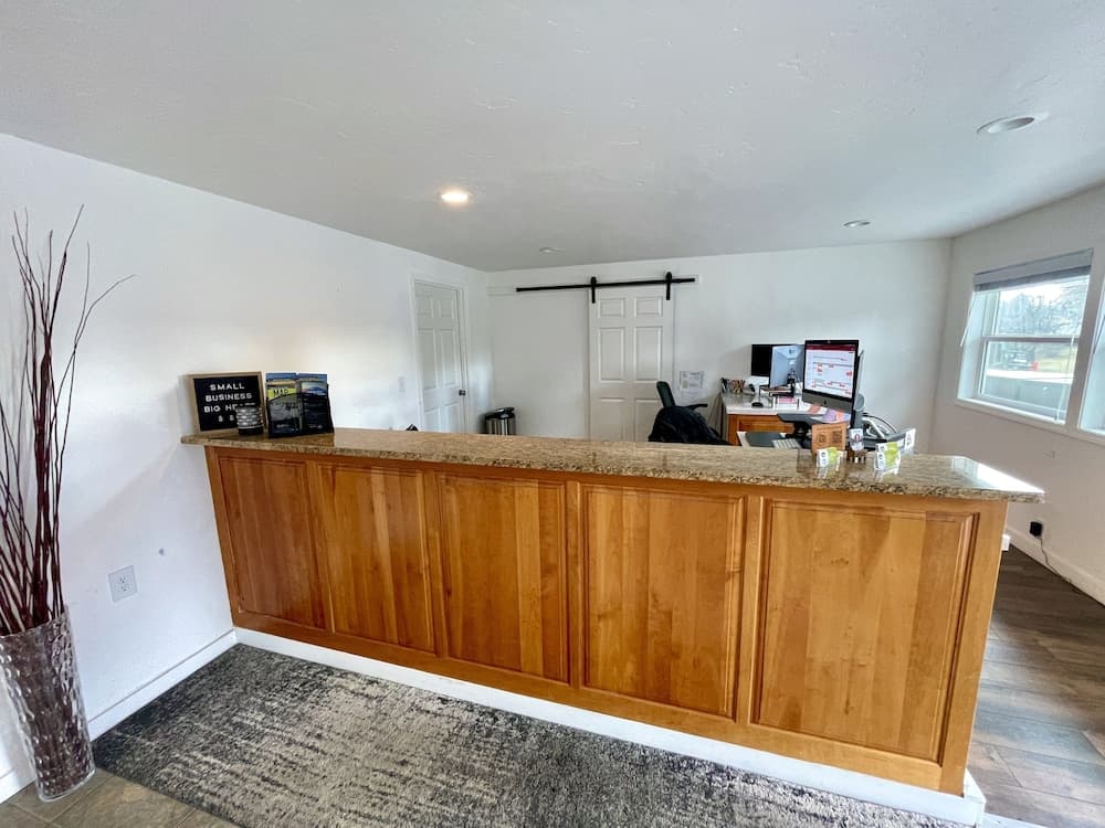 Bend Riverside Rentals property views in Bend, OR — gallery photo 3