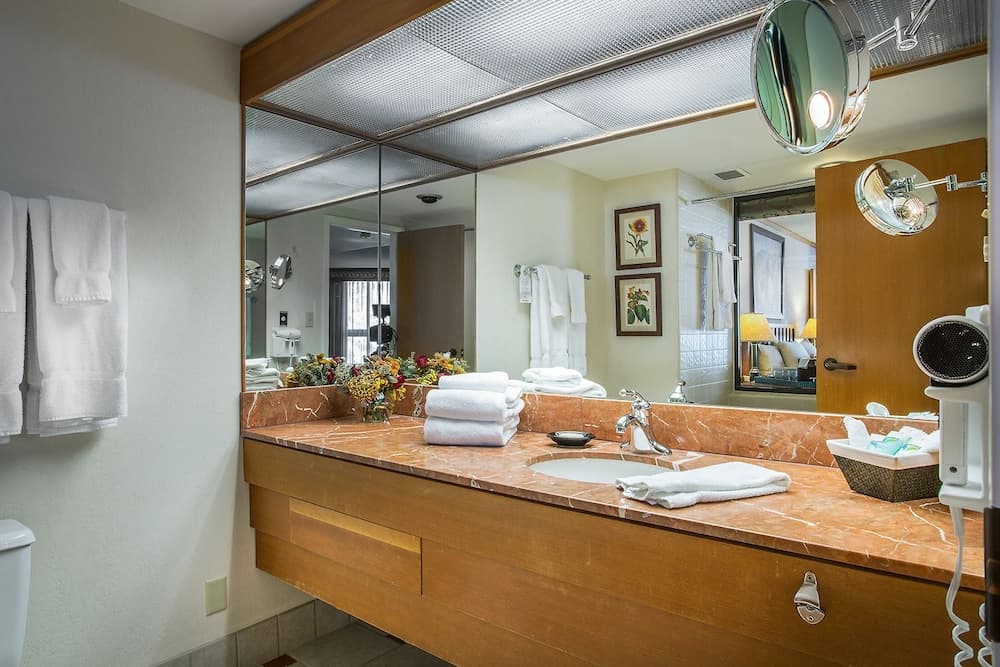 The Cliff Lodge and Spa gallery photo in Sandy, UT — image 12