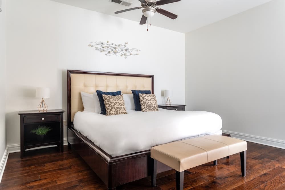 Kasa Lady Bird Lake Austin property views in Austin, TX — gallery photo 3
