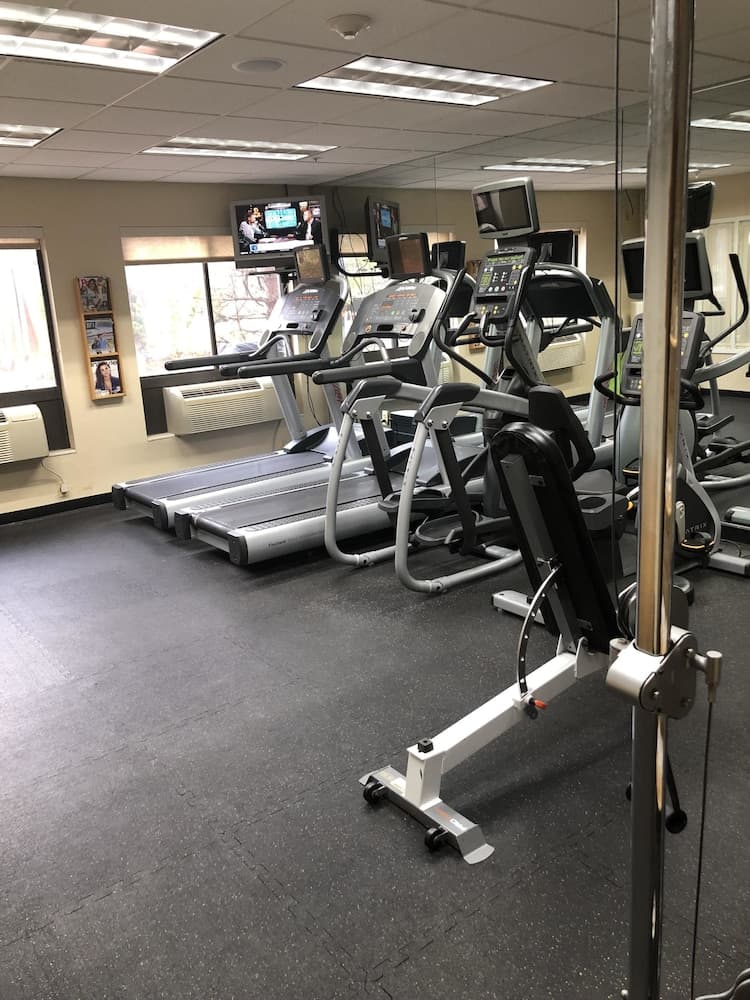 Towneplace Suites by Marriott Warren gallery photo in Warren, MI — image 28