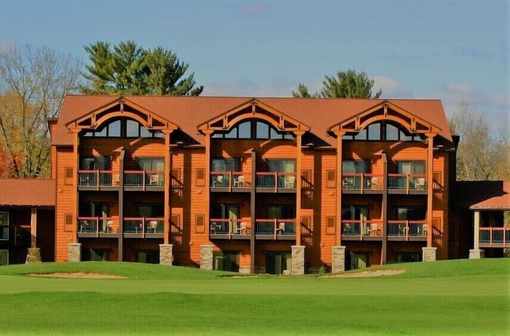 Wisconsin Dells Area Condominiums exterior or lobby in Wisconsin Dells, WI — main listing photo