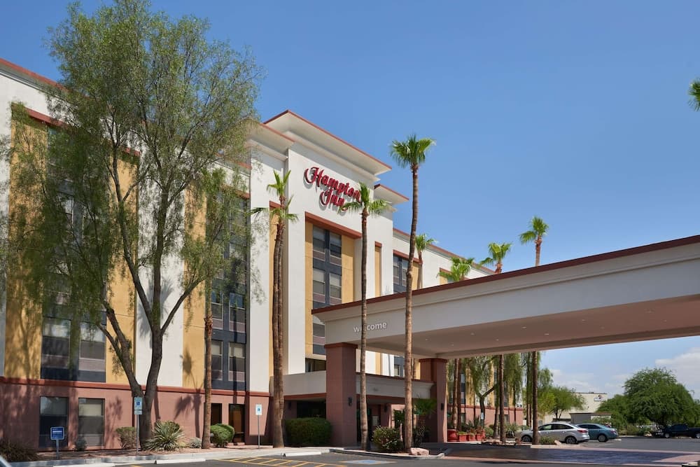 Hampton Inn Phoenix/Glendale/Peoria exterior or lobby in Peoria, AZ — main listing photo