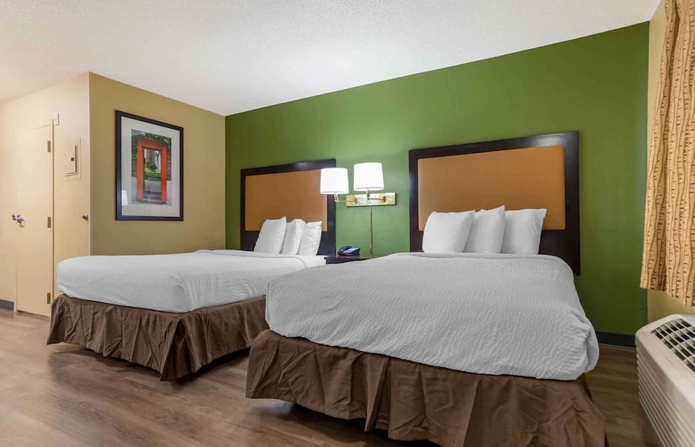 Extended Stay America Suites New Orleans Metairie property views in Metairie, LA — gallery photo 3