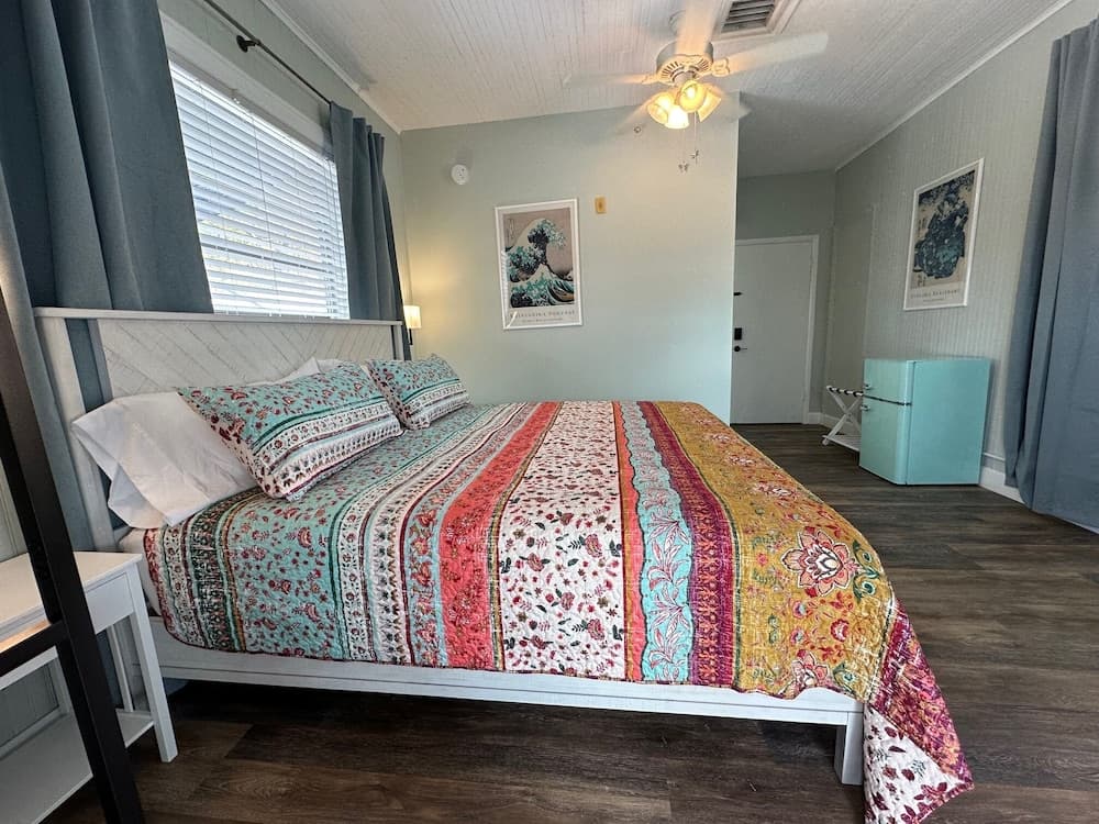 The Breezy Inn property views in Jensen Beach, FL — gallery photo 3