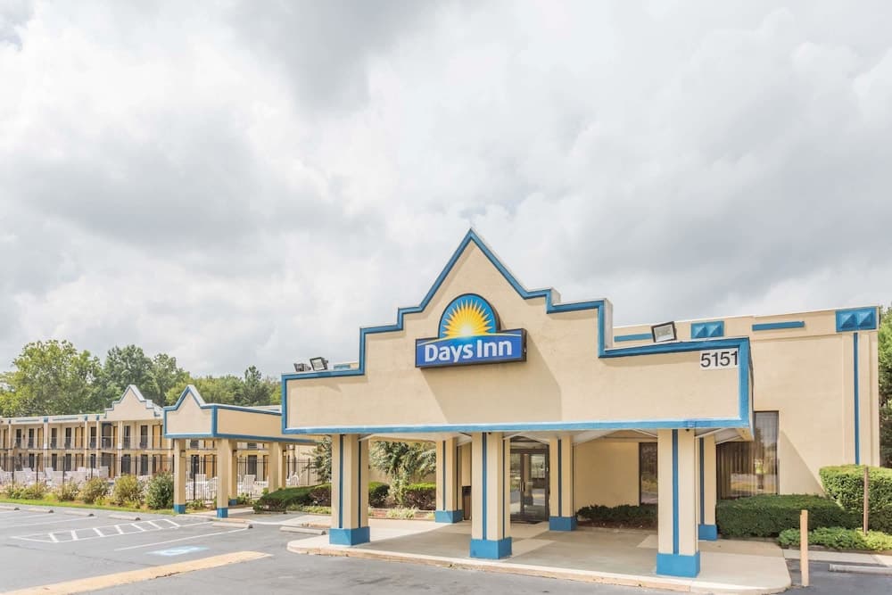 Days Inn by Wyndham Camp Springs/Andrews AFB DC Area featured exterior or lobby in Suitland, MD — similar hotel