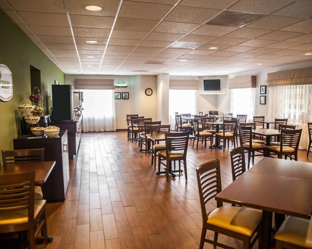 Sleep Inn & Suites gallery photo in Hagerstown, MD — image 7