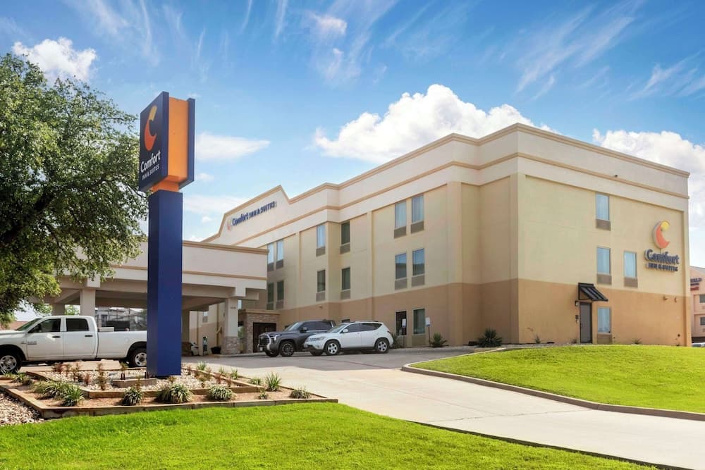 Comfort Inn & Suites Temple - Medical Center gallery photo in Temple, TX — image 5