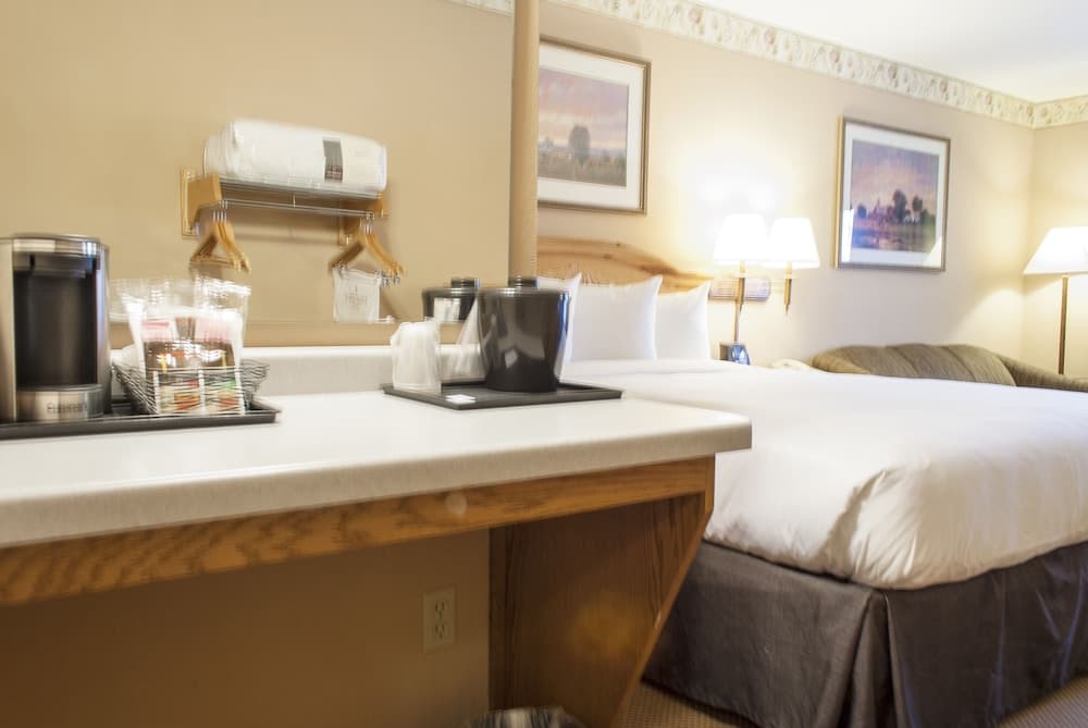 Country Inn & Suites by Radisson, Cedar Falls, IA gallery photo in Cedar Falls, IA — image 16