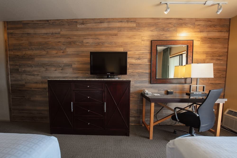 Riverside Inn gallery photo in Grants Pass, OR — image 7