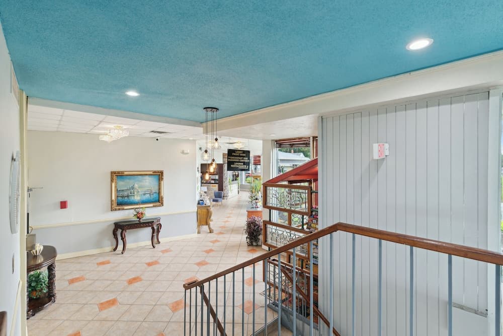 Miami Suites Hotel gallery photo in Toledo, OH — image 44