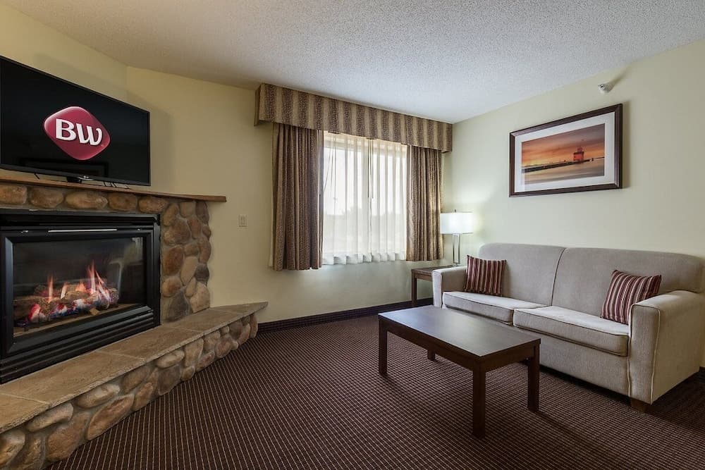 White Pines Inn & Suites gallery photo in Holland, MI — image 34