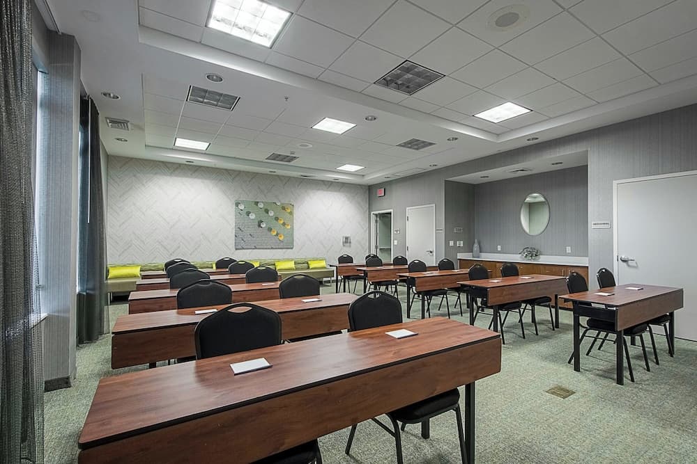 SpringHill Suites by Marriott Tampa North/I 75 Tampa Palms interior in Tampa, FL — gallery photo 2