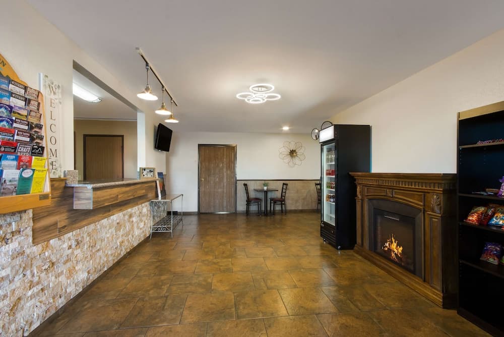 SureStay by Best Western Camp Verde property views in Camp Verde, AZ — gallery photo 3