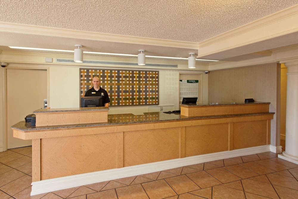 La Quinta Inn by Wyndham Costa Mesa / Newport Beach gallery photo in Costa Mesa, CA — image 40