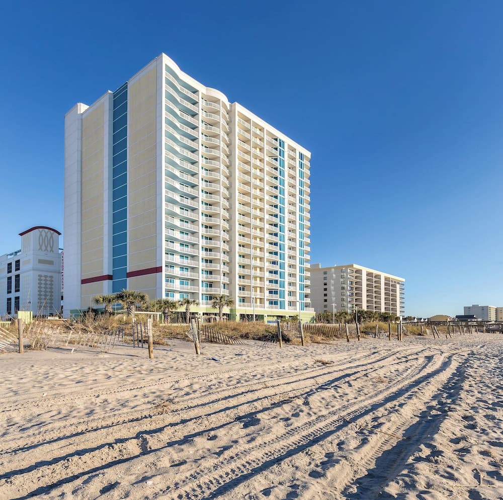 Club Wyndham Towers on the Grove featured exterior or lobby in North Myrtle Beach, SC — similar hotel