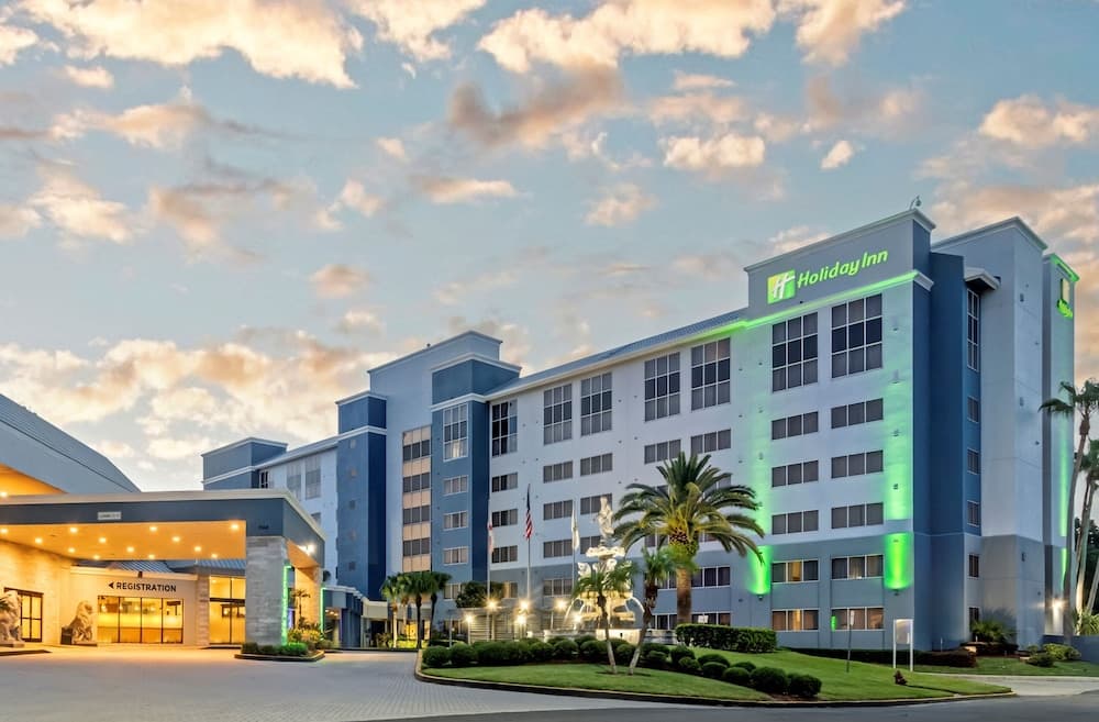 Holiday Inn Orlando International Dr-ICON by IHG exterior or lobby in Orlando, FL — main listing photo