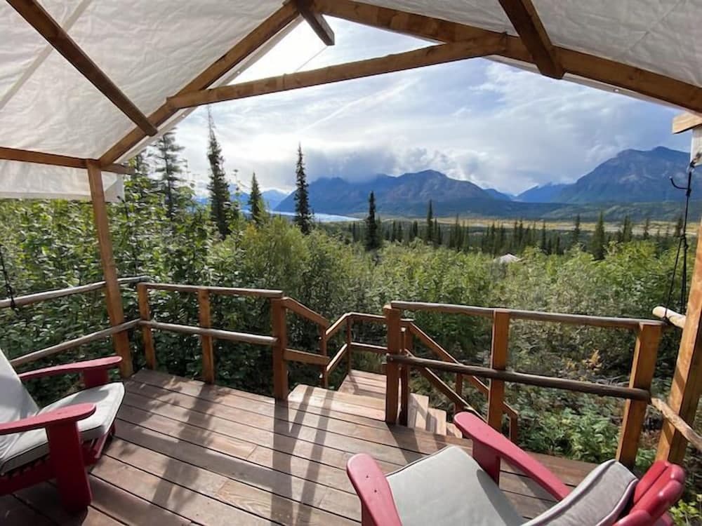 Alpenglow Luxury Camping featured exterior or lobby in Sutton — similar hotel