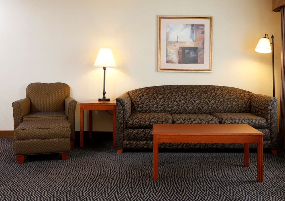 Hampton Inn Waterloo Cedar Valley gallery photo in Waterloo, IA — image 14