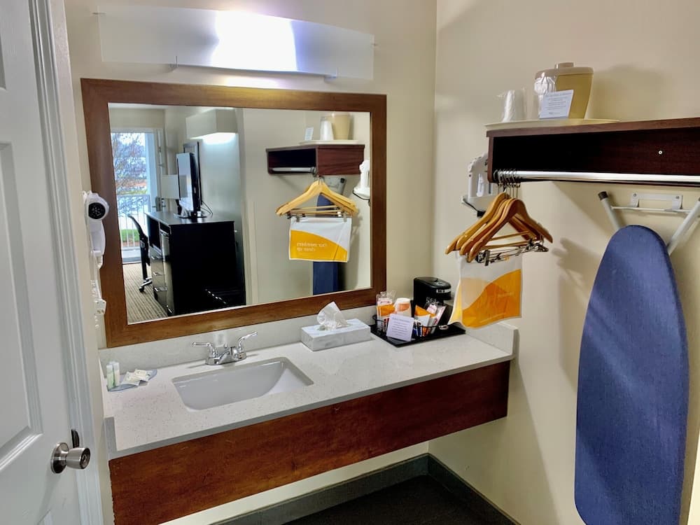 Quality Inn Seneca Clemson Area US-123 property views in Seneca, SC — gallery photo 3